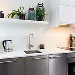 Wow, Premium Private Twin Apt Delft City Central Station Utopia